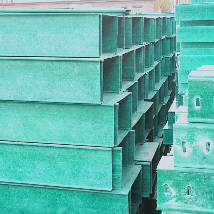 東營市槽式梯式防腐玻璃鋼電纜橋架生產廠家批發價現貨