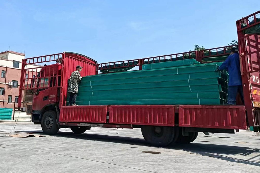 玻璃鋼橋架厚度如何選擇?